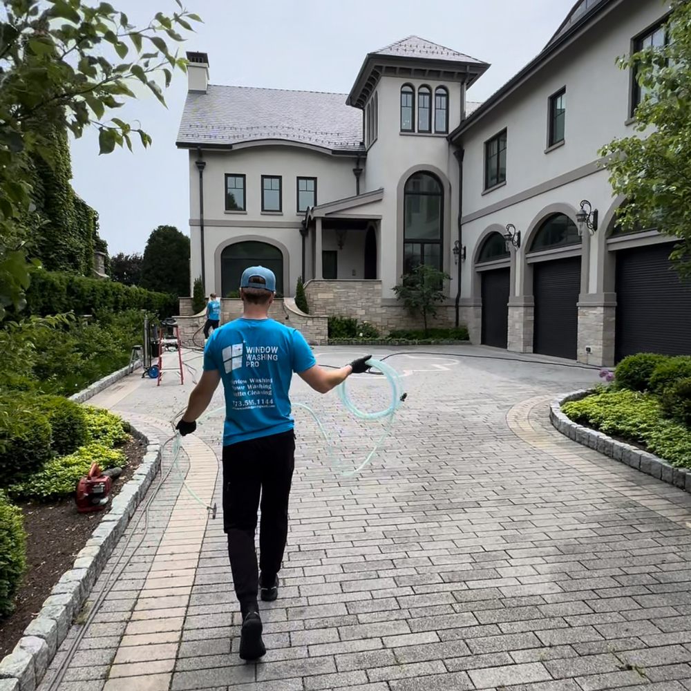 Window Cleaning Plus recognized among the top 10 best window cleaning services in Des Plaines, IL on Yelp